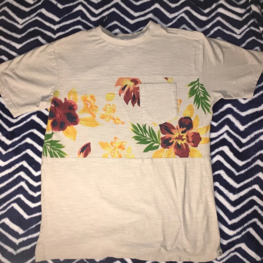 Free Planet Hawaiian Shirt